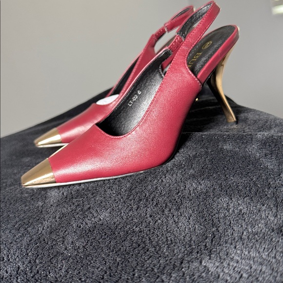 New-Slingback 3In Kitten Heel Comfortable Closed Toe Pumps - Picture 4 of 7